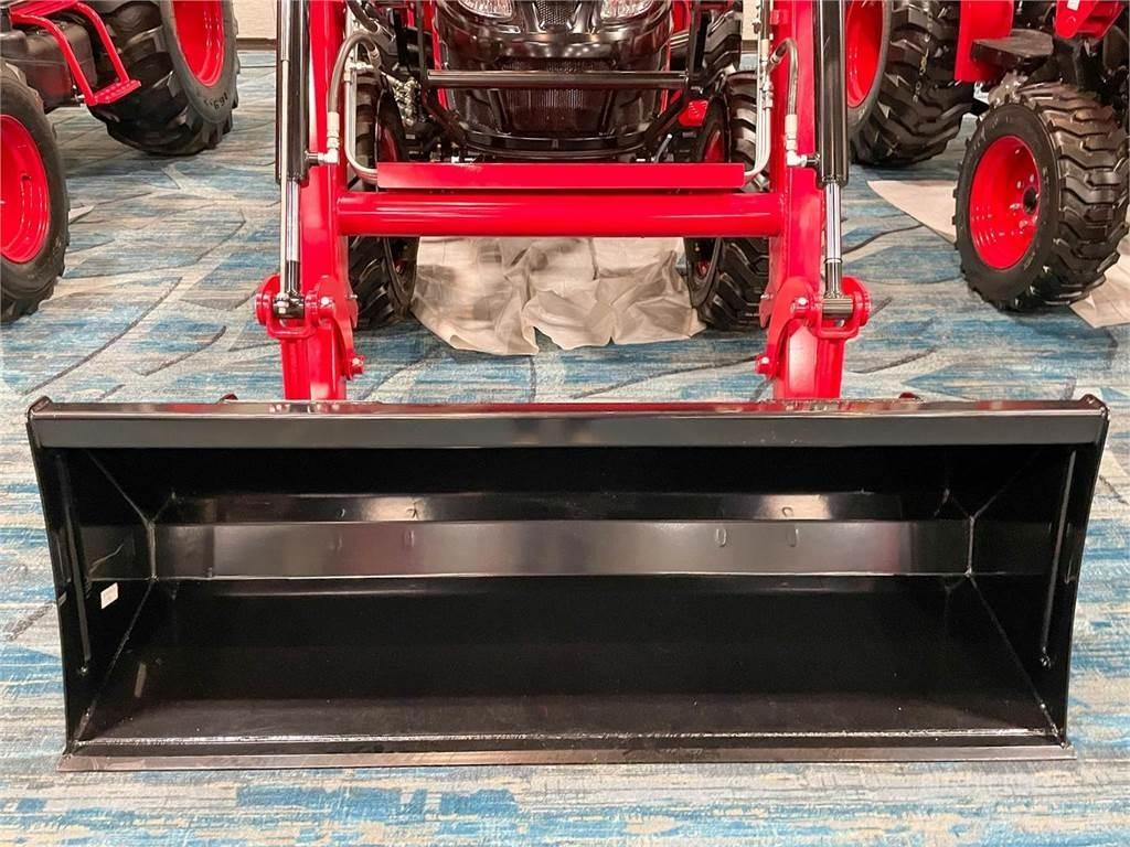 TYM T474 Tractoren