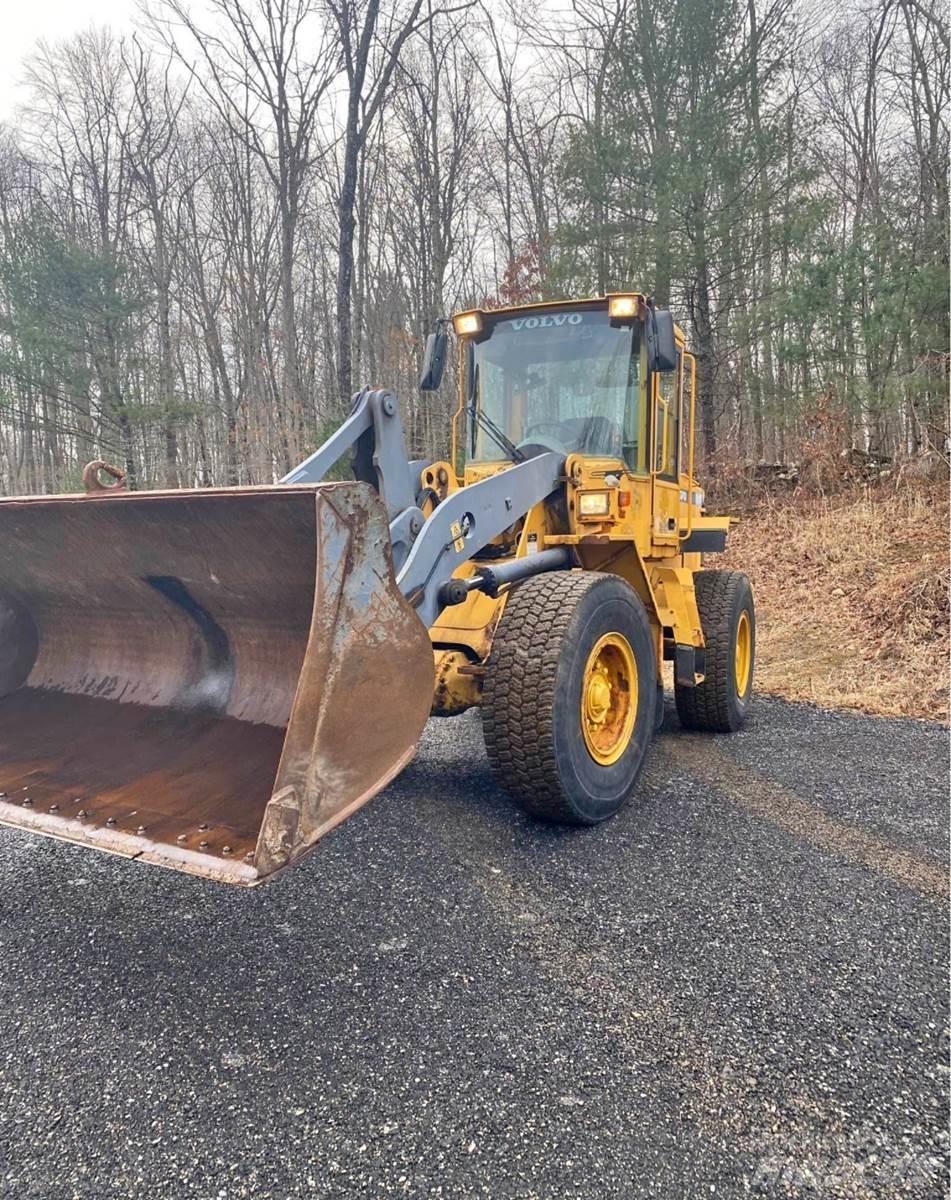 Volvo L70D Wielladers