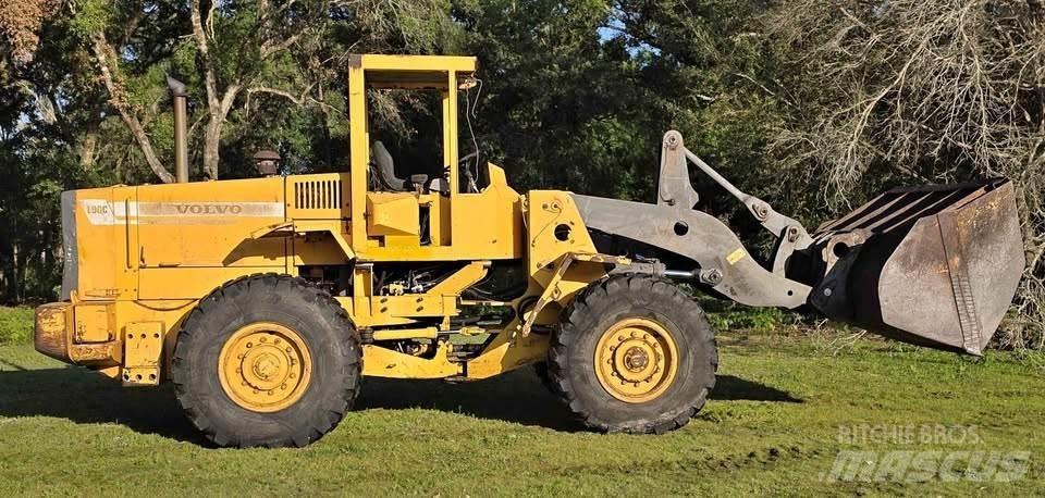 Volvo L90C Wielladers