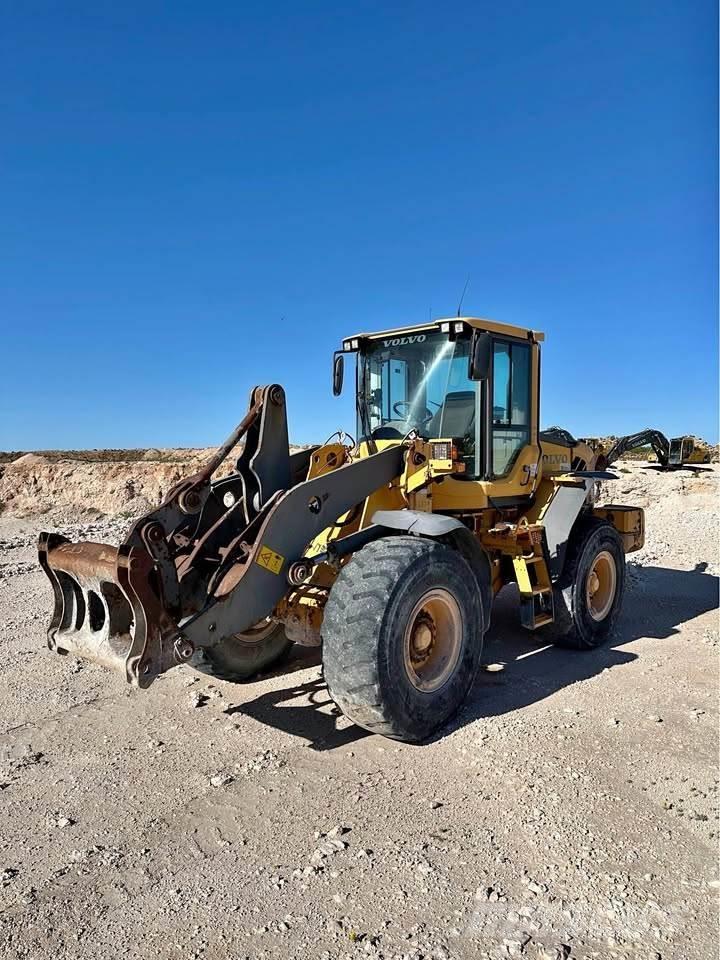 Volvo L90F Wielladers