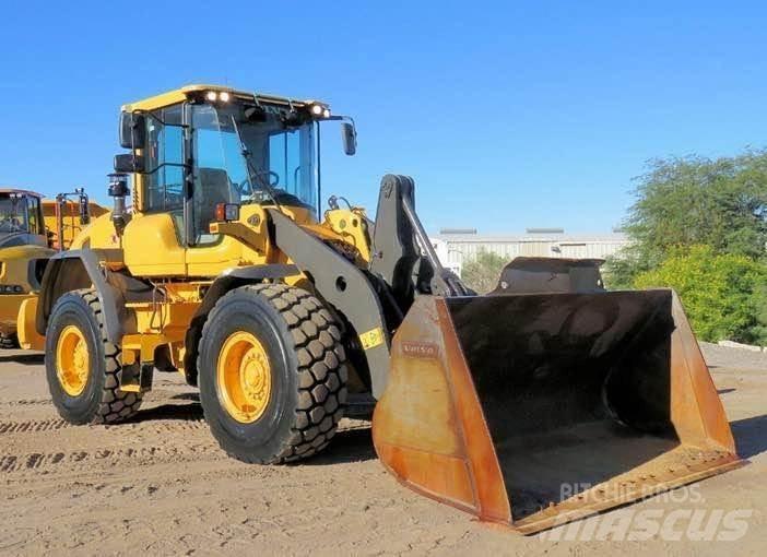 Volvo L90G Wielladers