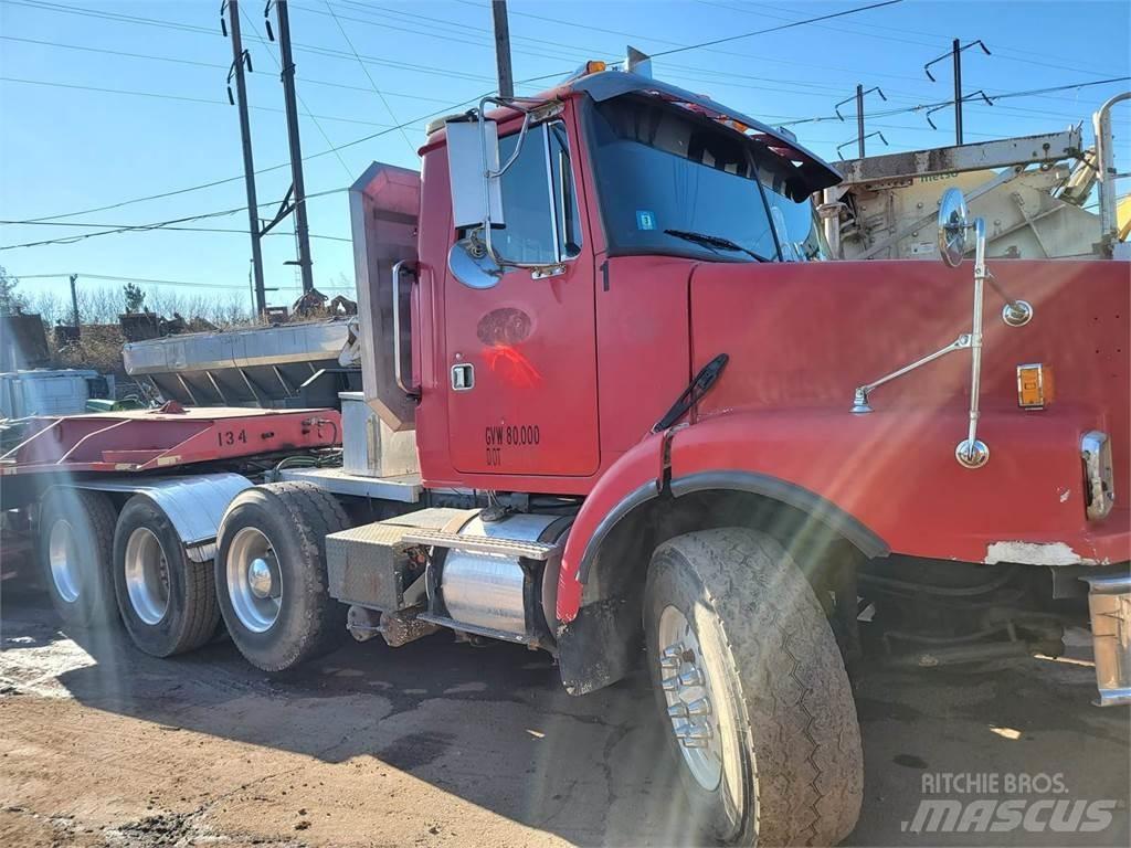 Volvo WG64 Trekkers