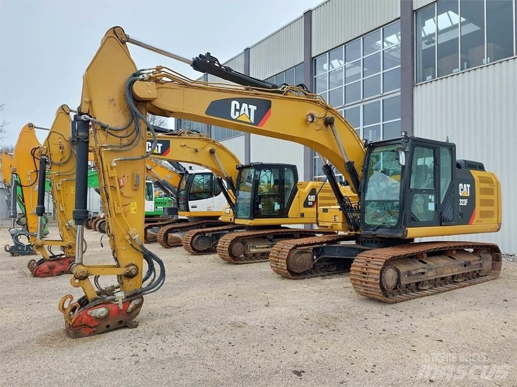 CAT 323F Rupsgraafmachines