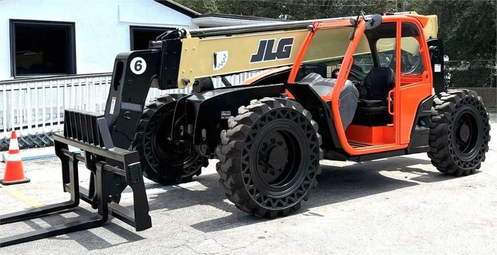 JLG 642 Verreikers