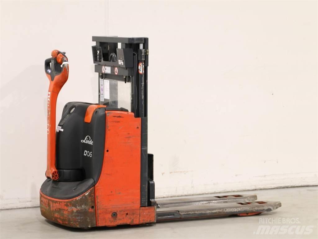 Linde D06/1160 Stapelaar meeloop