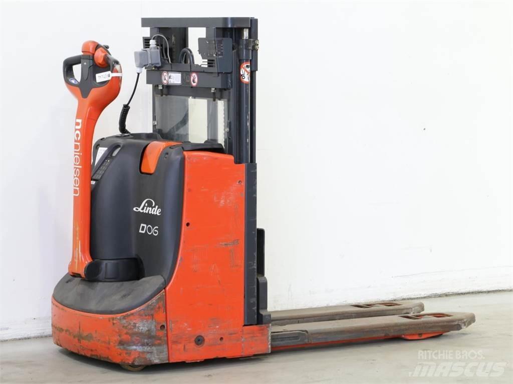 Linde D06/1160-00 Stapelaar meeloop