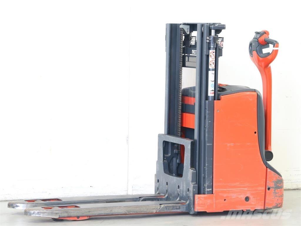 Linde D08/1160 Stapelaar meeloop