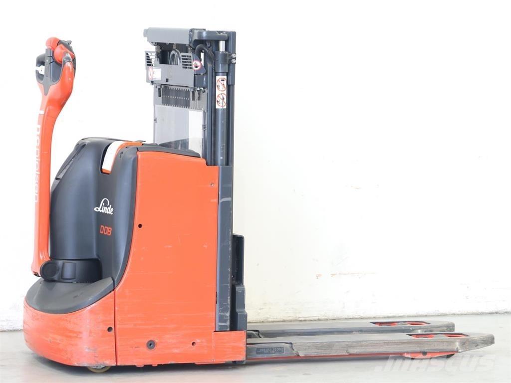 Linde D08/1160 Stapelaar meeloop