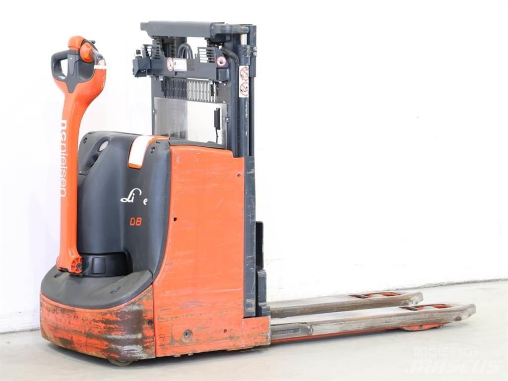 Linde D08/1160-00 Stapelaar meeloop