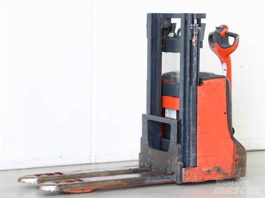 Linde D08/1160-00 Stapelaar meeloop