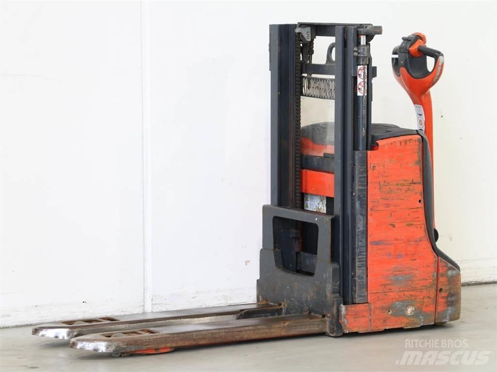 Linde D08/1160-00 Stapelaar meeloop