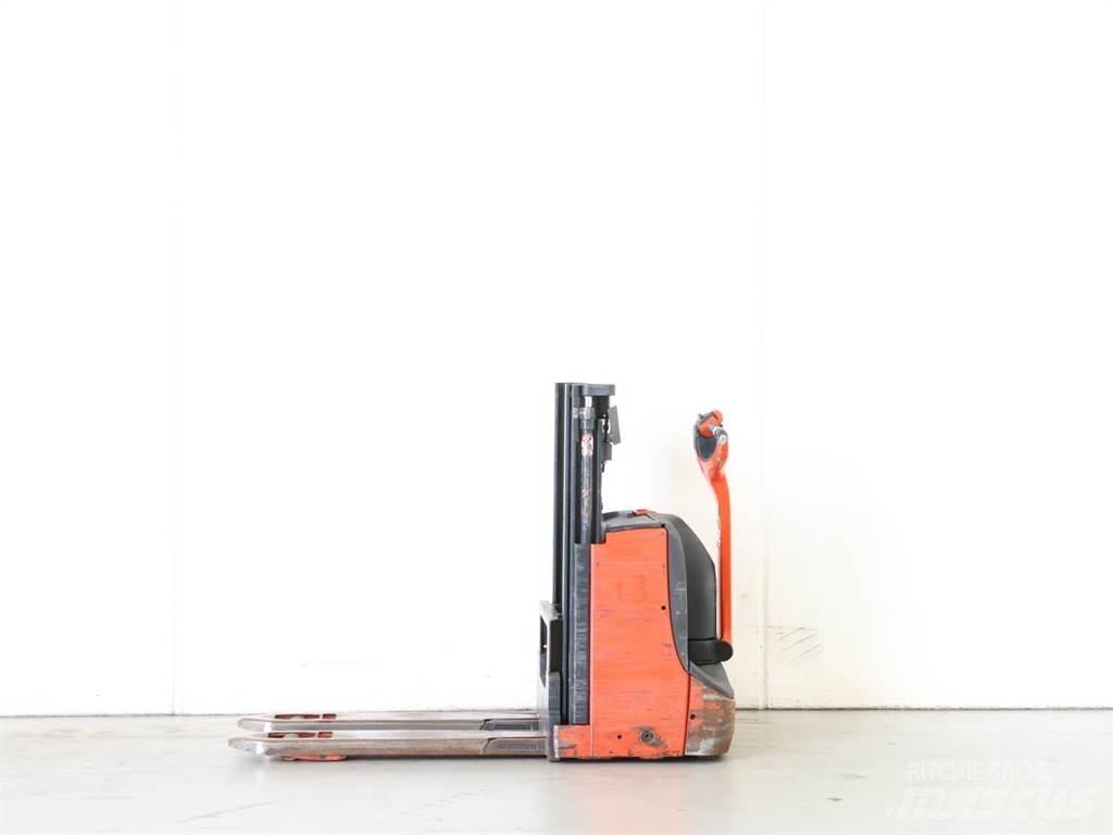 Linde D08/1160-00 Stapelaar meeloop