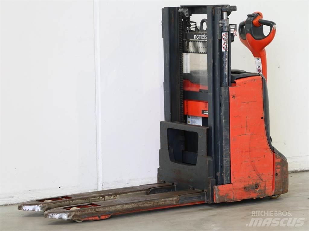 Linde D08/1160-00 Stapelaar meeloop