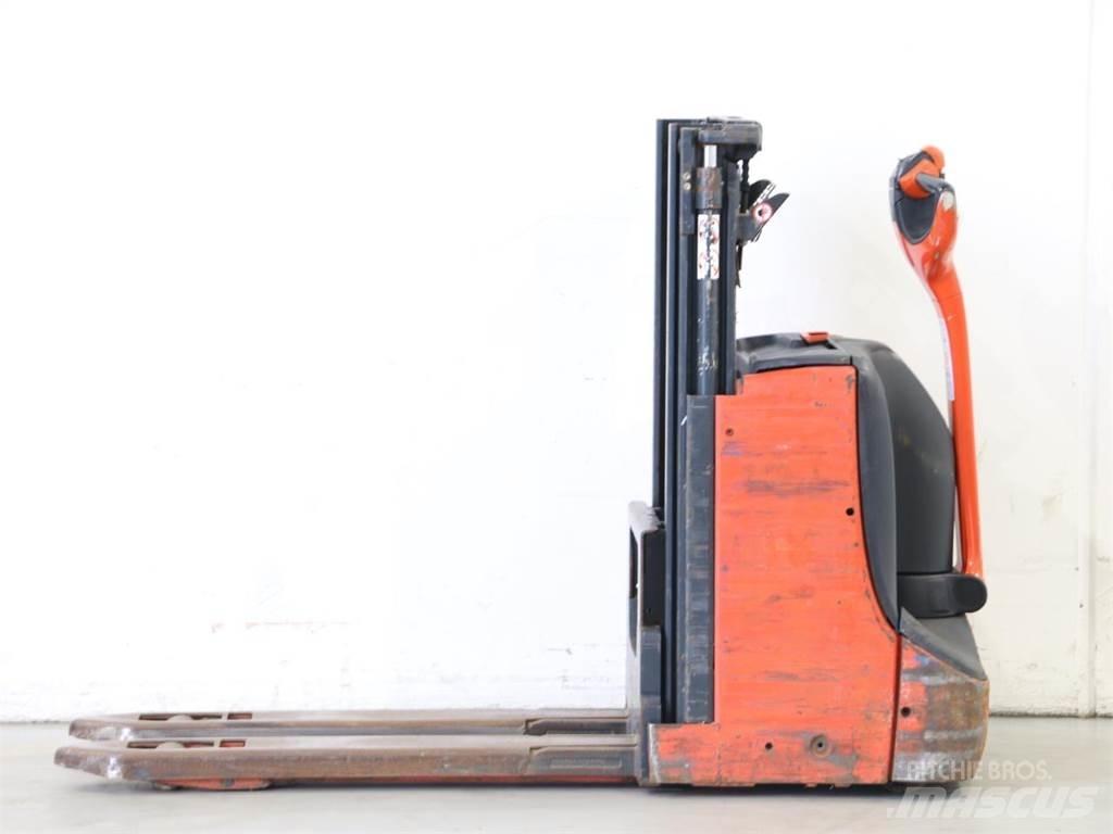 Linde D08/1160-00 Stapelaar meeloop