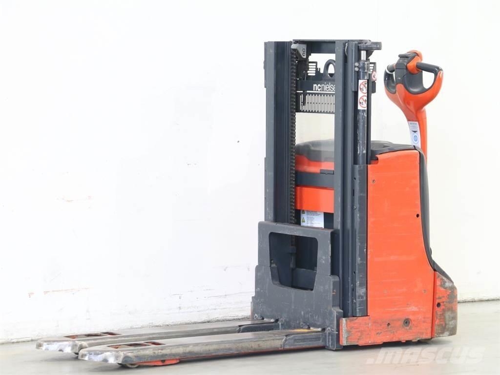 Linde D08/1160-00 Stapelaar meeloop