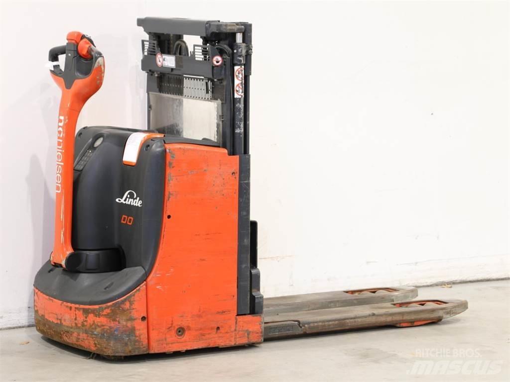 Linde D08/1160-00 Stapelaar meeloop