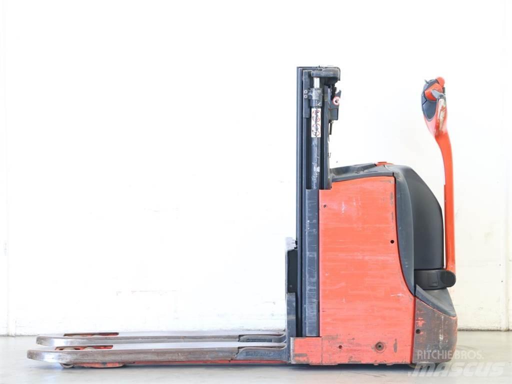 Linde D08/1160-00 Stapelaar meeloop