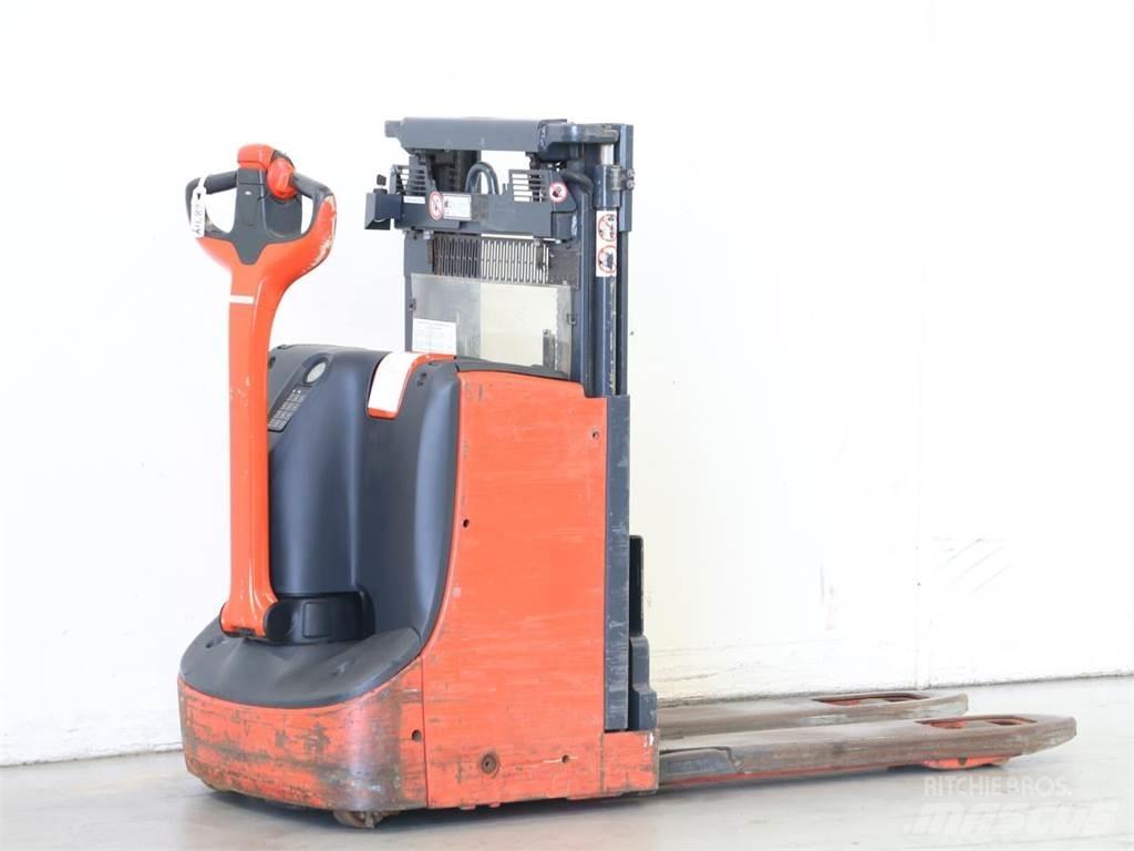 Linde D08/1160-00 Stapelaar meeloop
