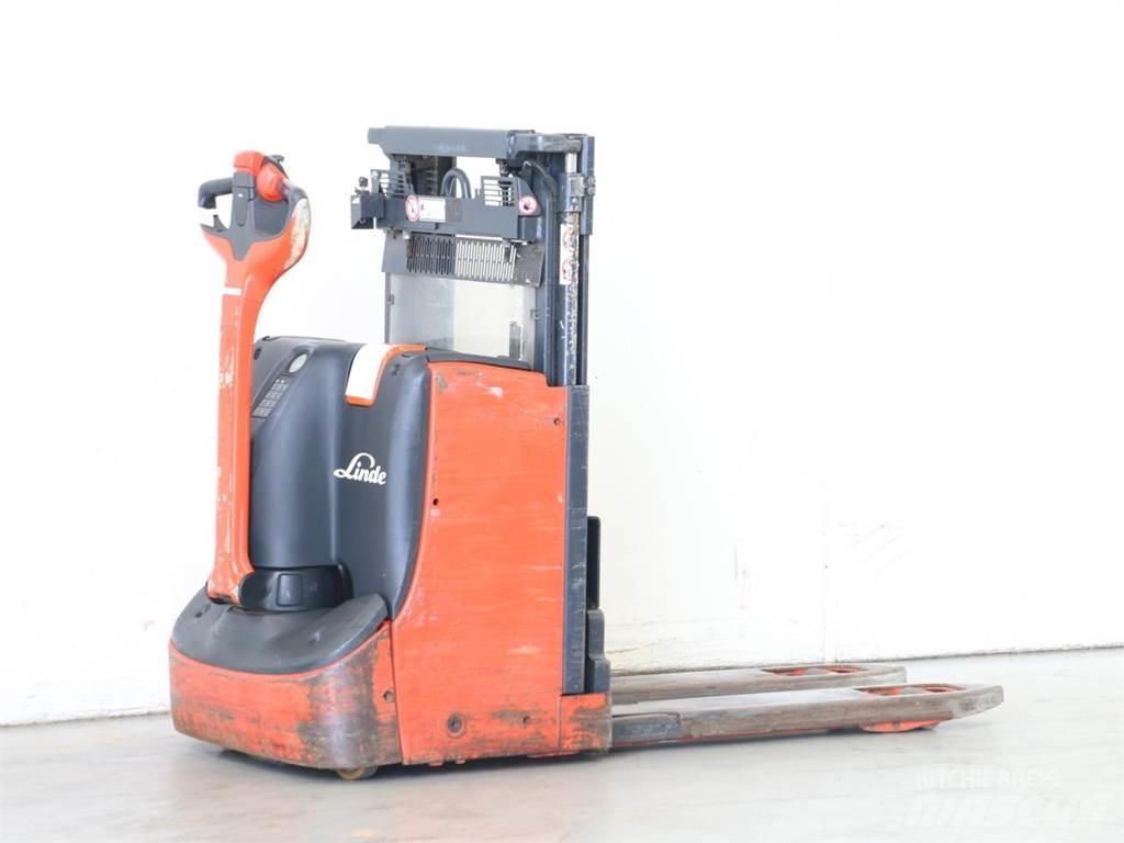 Linde D08/1160-00 Stapelaar meeloop