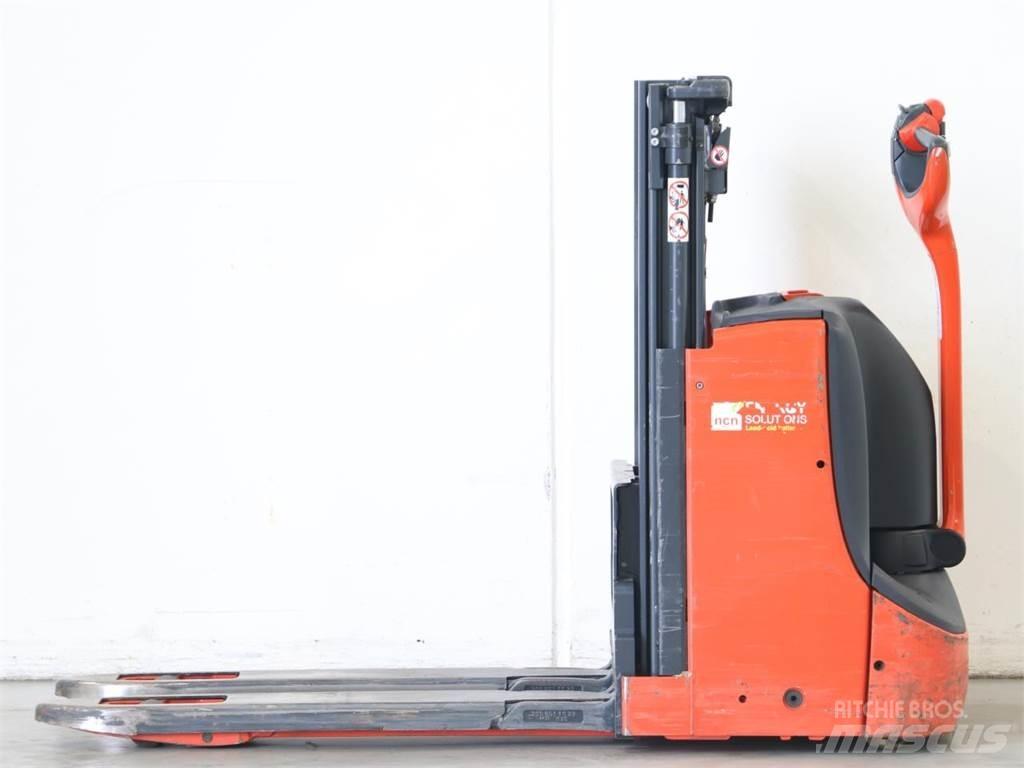 Linde D08/1160-01 Stapelaar meeloop