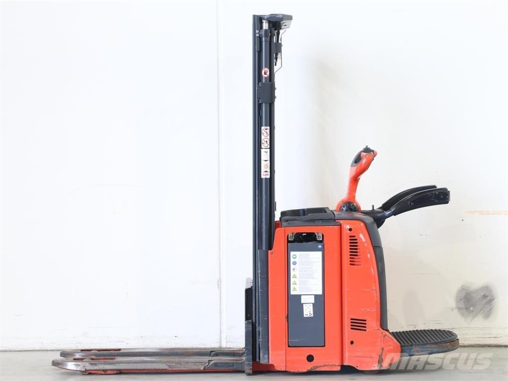 Linde D12AP/133-00 Stapelaar meeloop