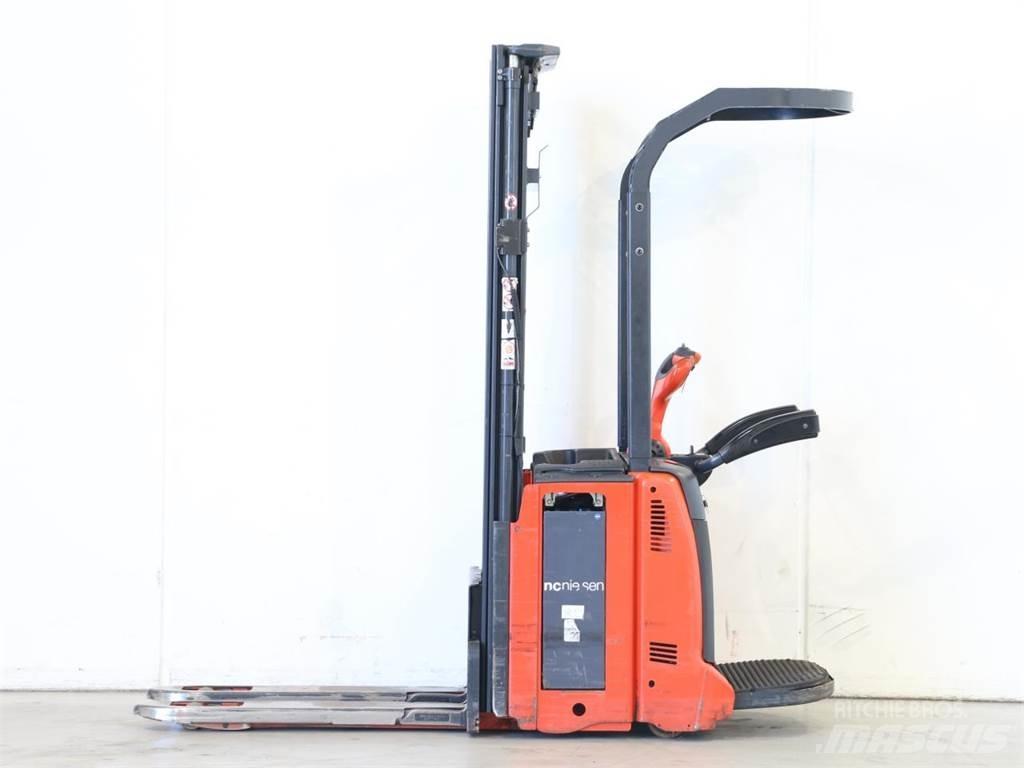 Linde D12AP/133-01 Stapelaar meeloop
