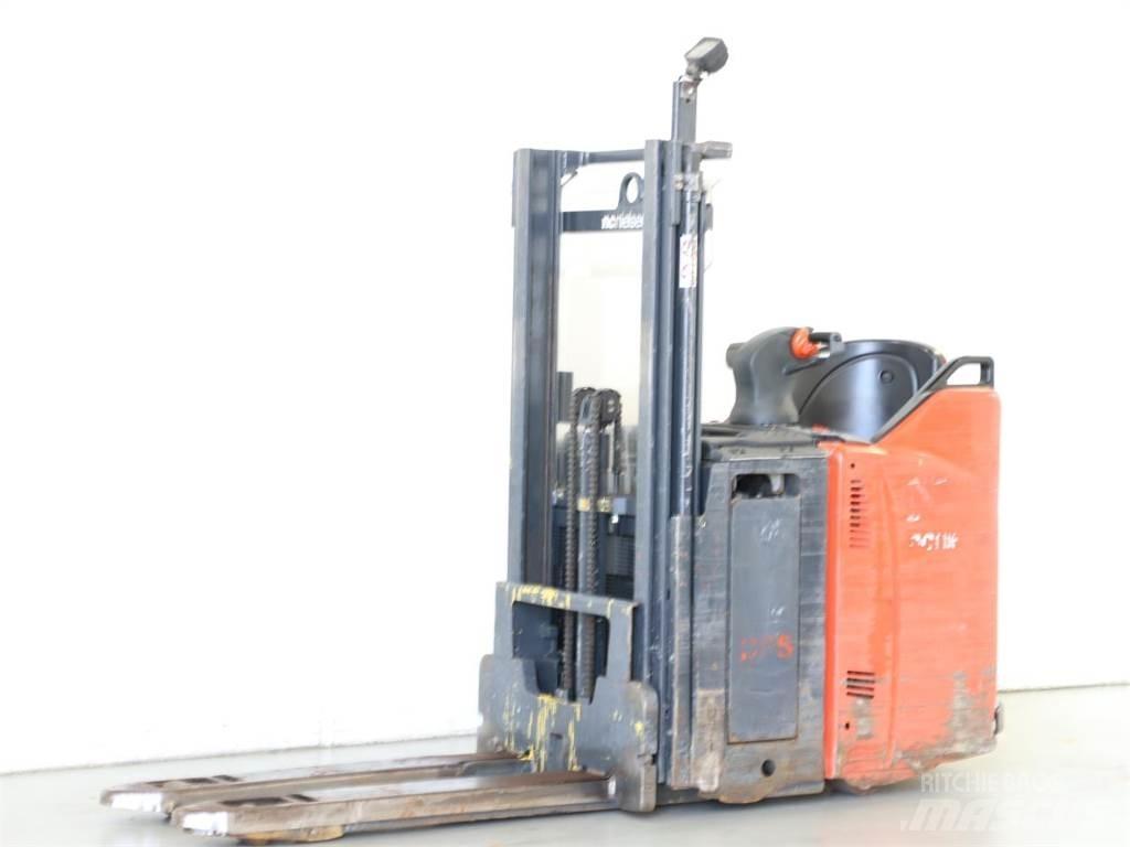 Linde D12SP/133 Stapelaar meeloop