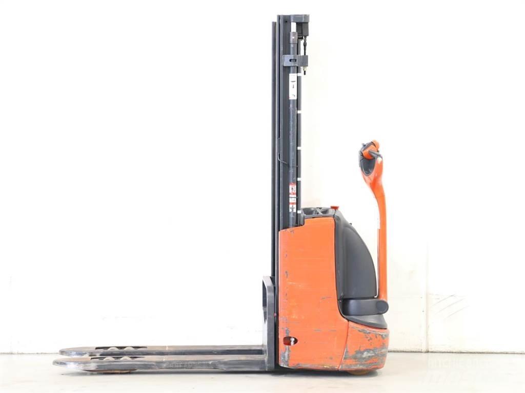 Linde L12/1172 Stapelaar meeloop