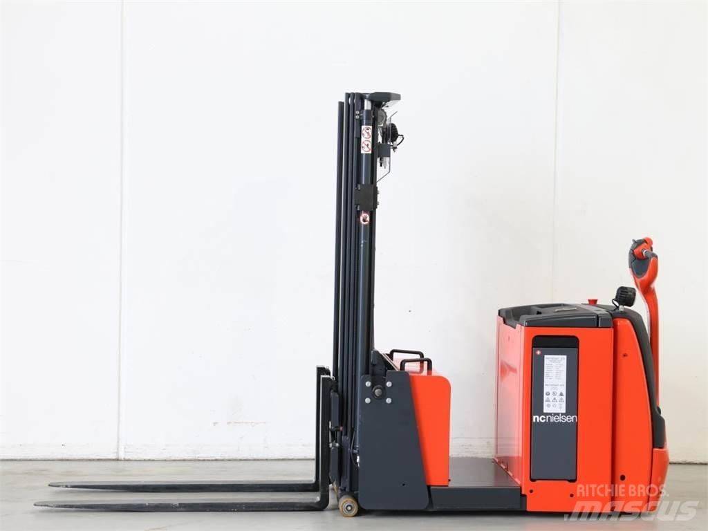 Linde L12AC/1171-01 Stapelaar meeloop