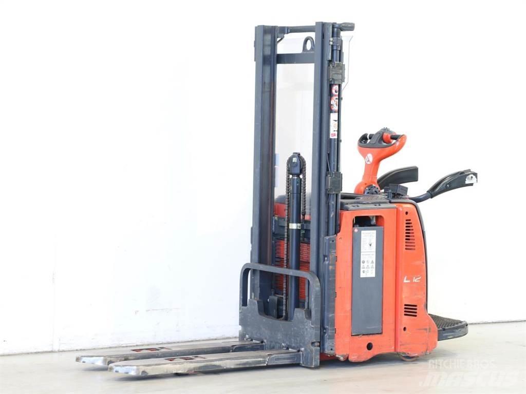 Linde L12AP/133 Stapelaar meeloop