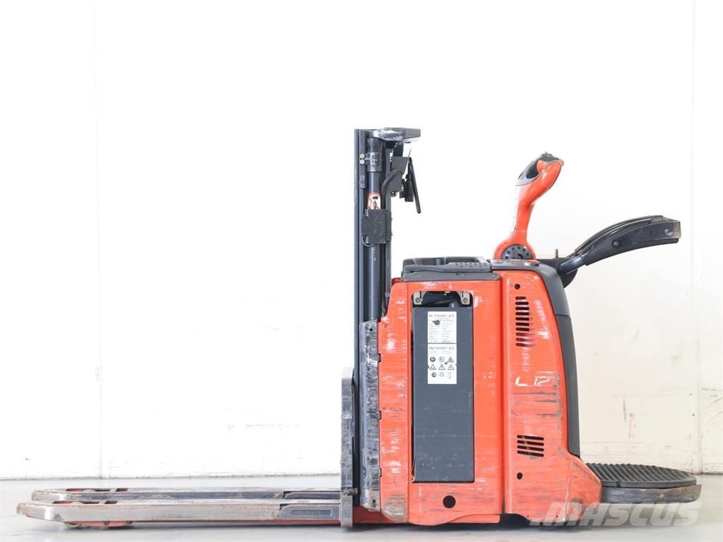 Linde L12AP/133-00 Stapelaar meeloop