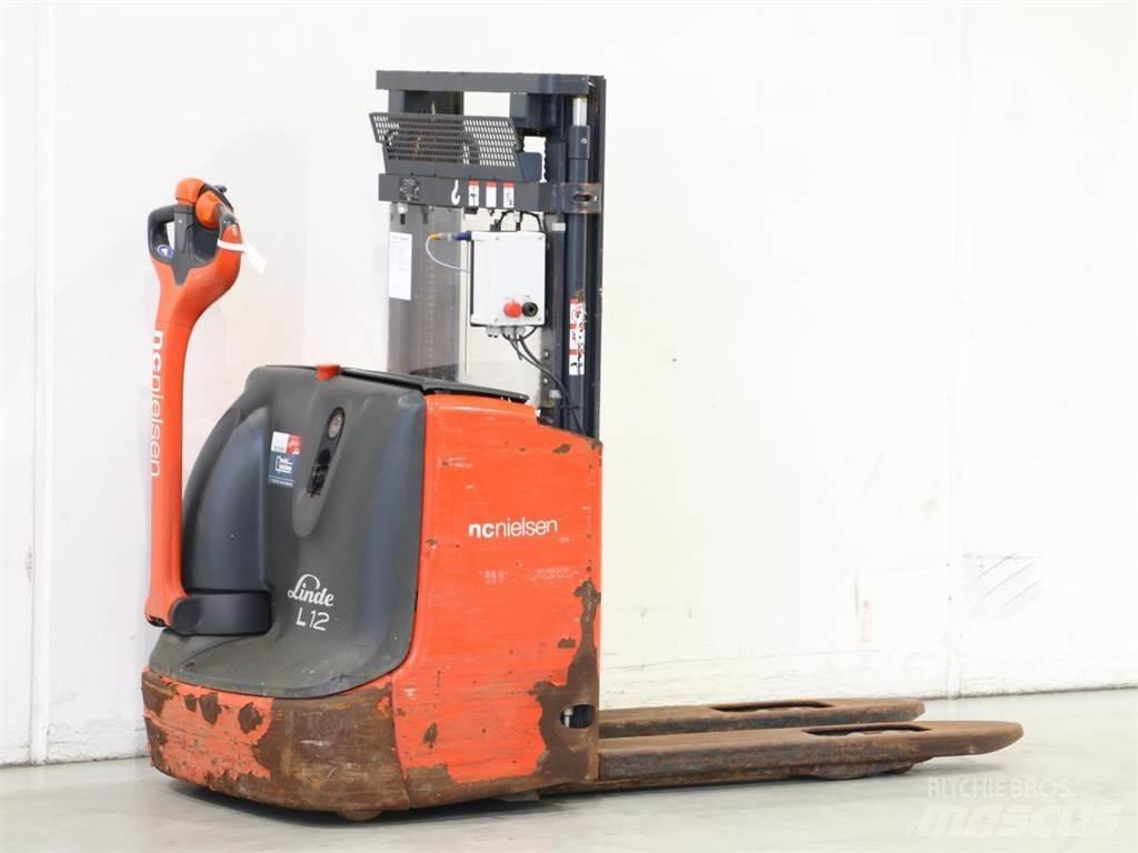 Linde L12I/1172 Stapelaar meeloop