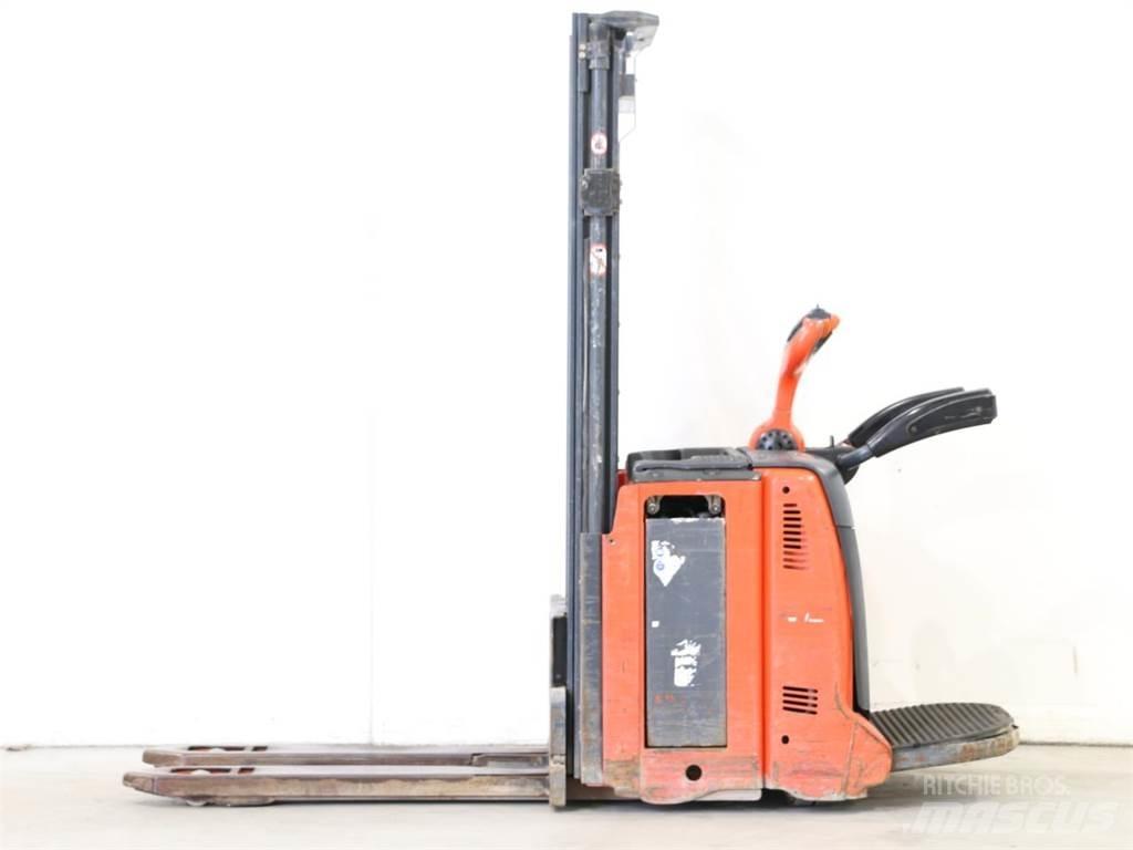 Linde L12LAP/133 Stapelaar meeloop