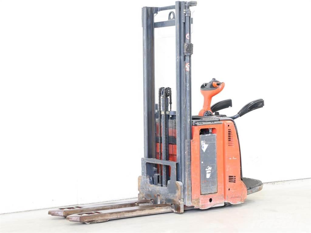 Linde L12LAP/133 Stapelaar meeloop