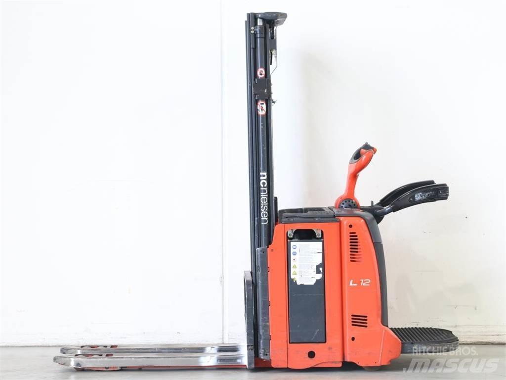 Linde L12LAP/133 Stapelaar meeloop