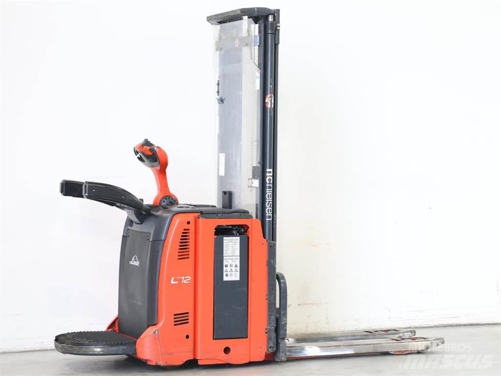 Linde L12LAP/133 Stapelaar meeloop
