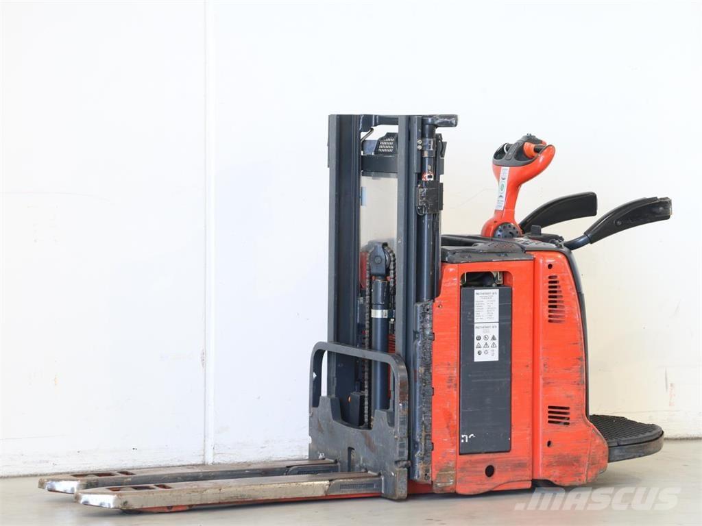 Linde L12LAP/133 Stapelaar meeloop