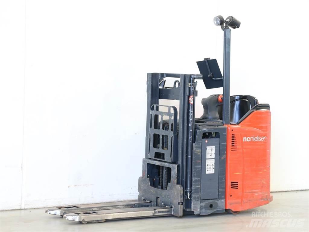Linde L12LSP/133 Stapelaar meeloop