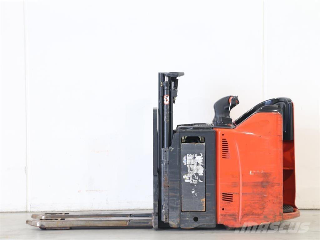 Linde L12LSP/133 Stapelaar meeloop