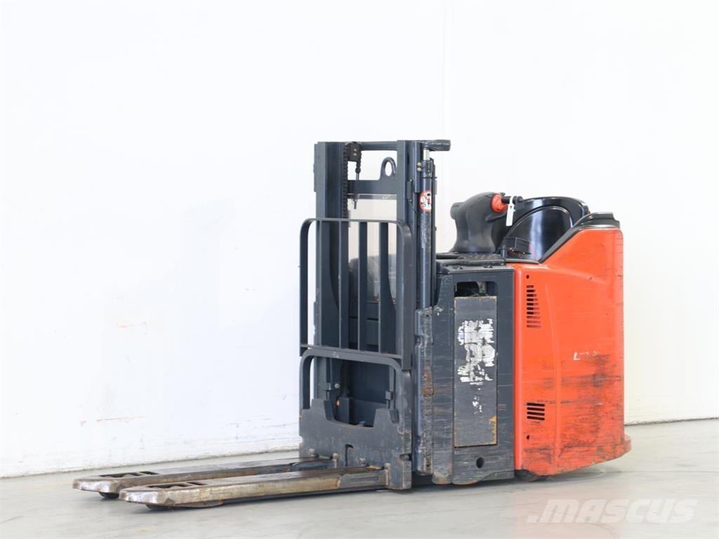 Linde L12LSP/133 Stapelaar meeloop