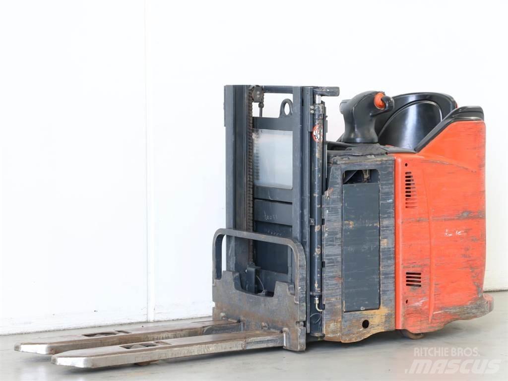 Linde L12SP/133 Stapelaar meeloop