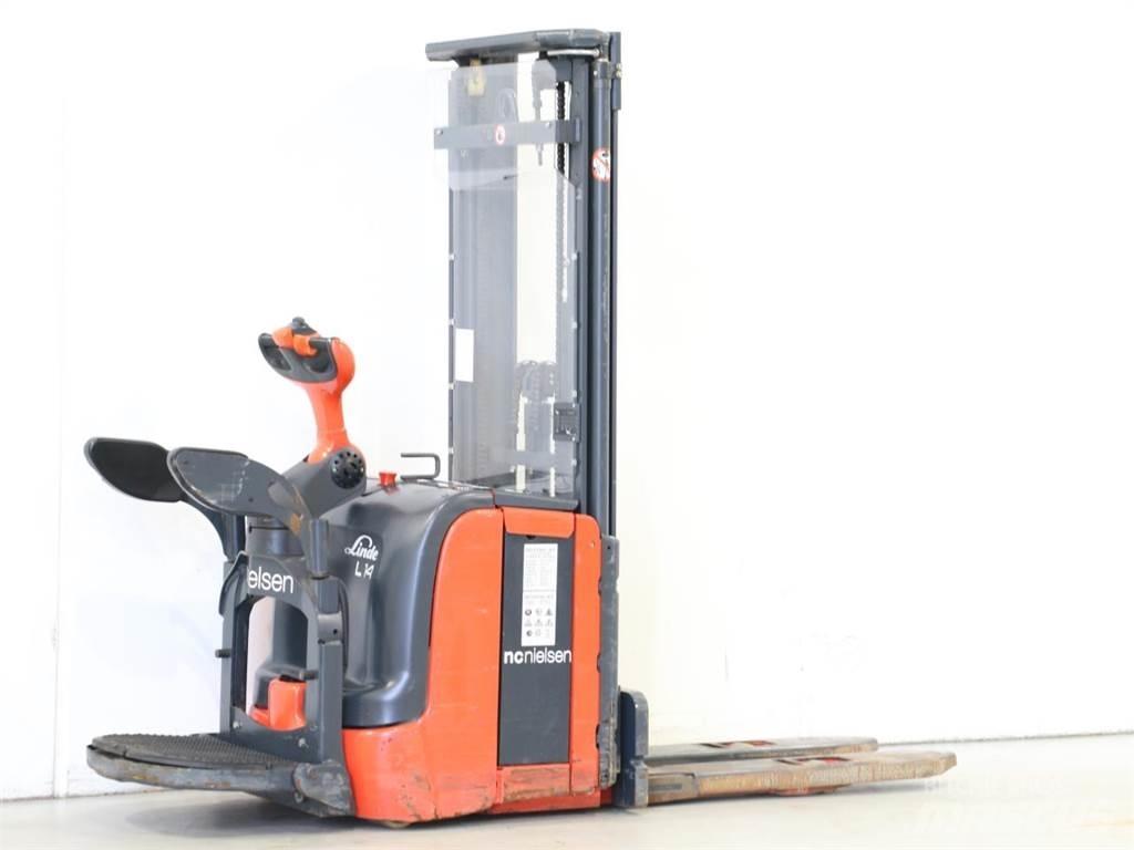 Linde L14API/372 Stapelaar meeloop