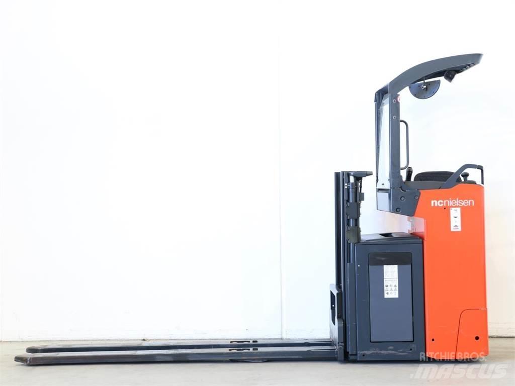 Linde L14R/1174 Stapelaar meeloop