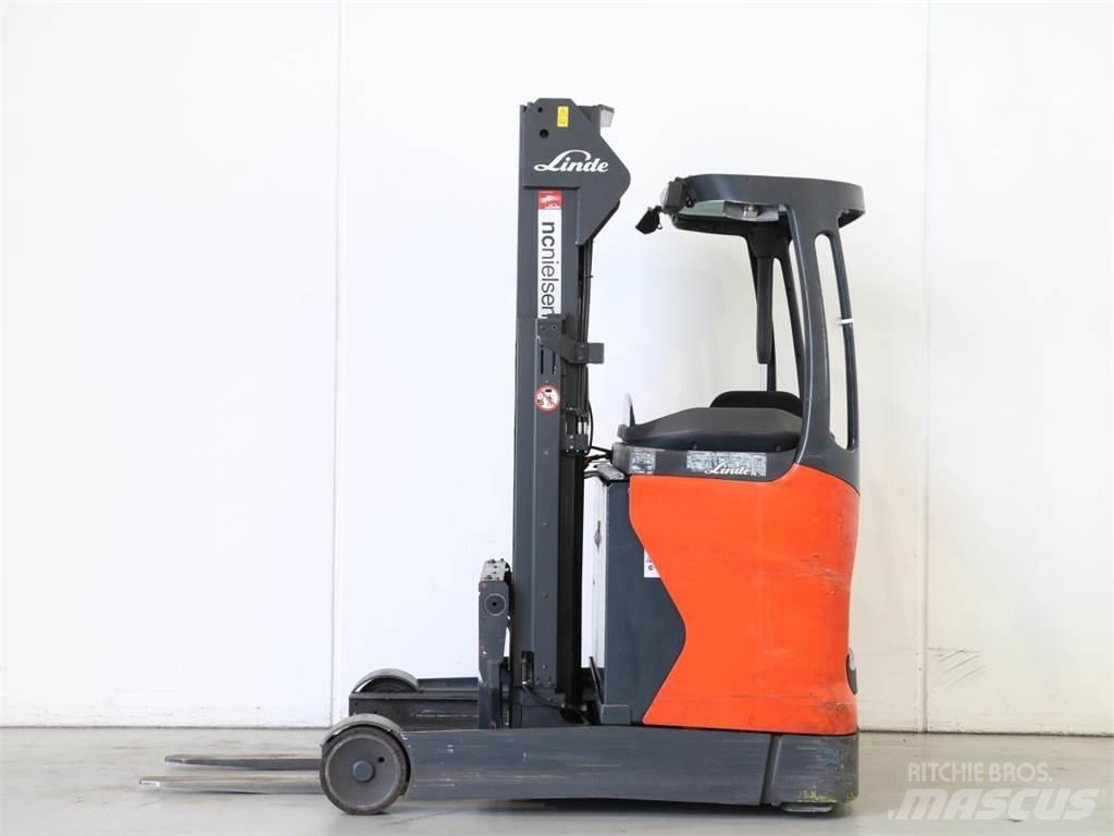 Linde R16/1120 Reachtruck voor hoog niveau