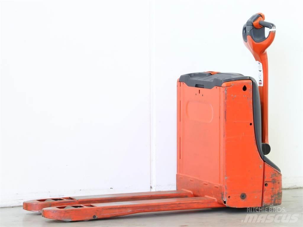 Linde T16/1152 Stapelaar meeloop