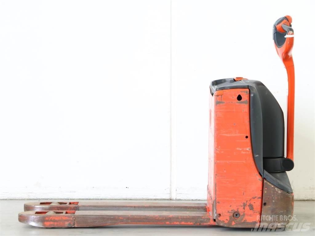 Linde T16/1152 Stapelaar meeloop