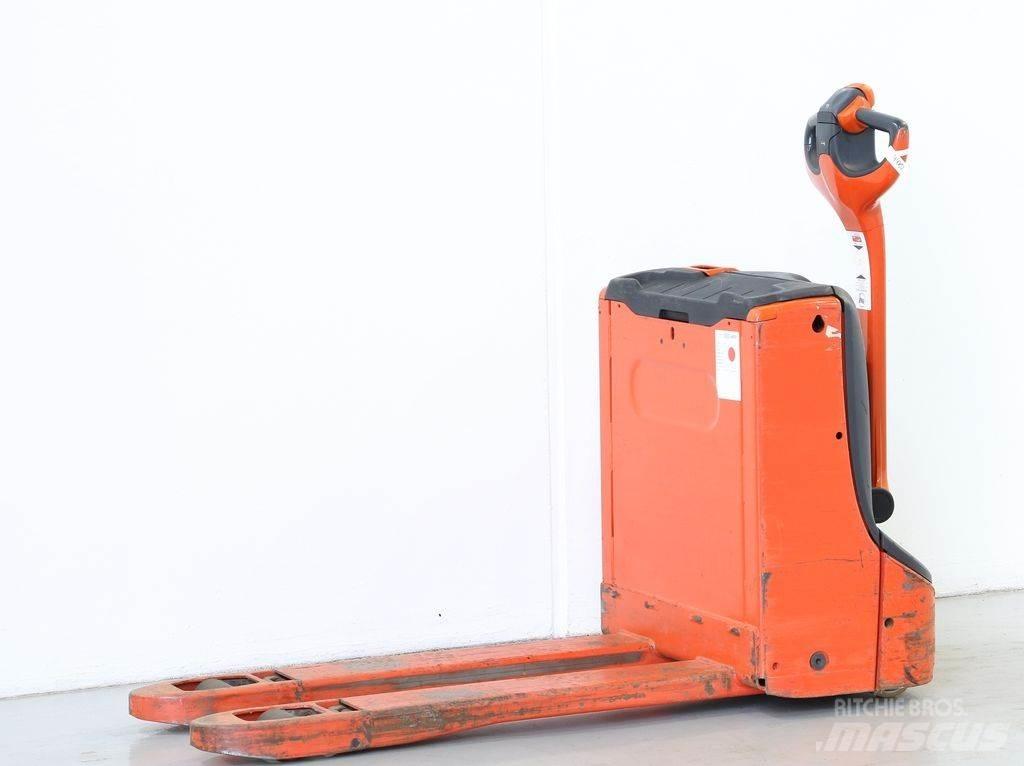 Linde T16/1152 Stapelaar meeloop