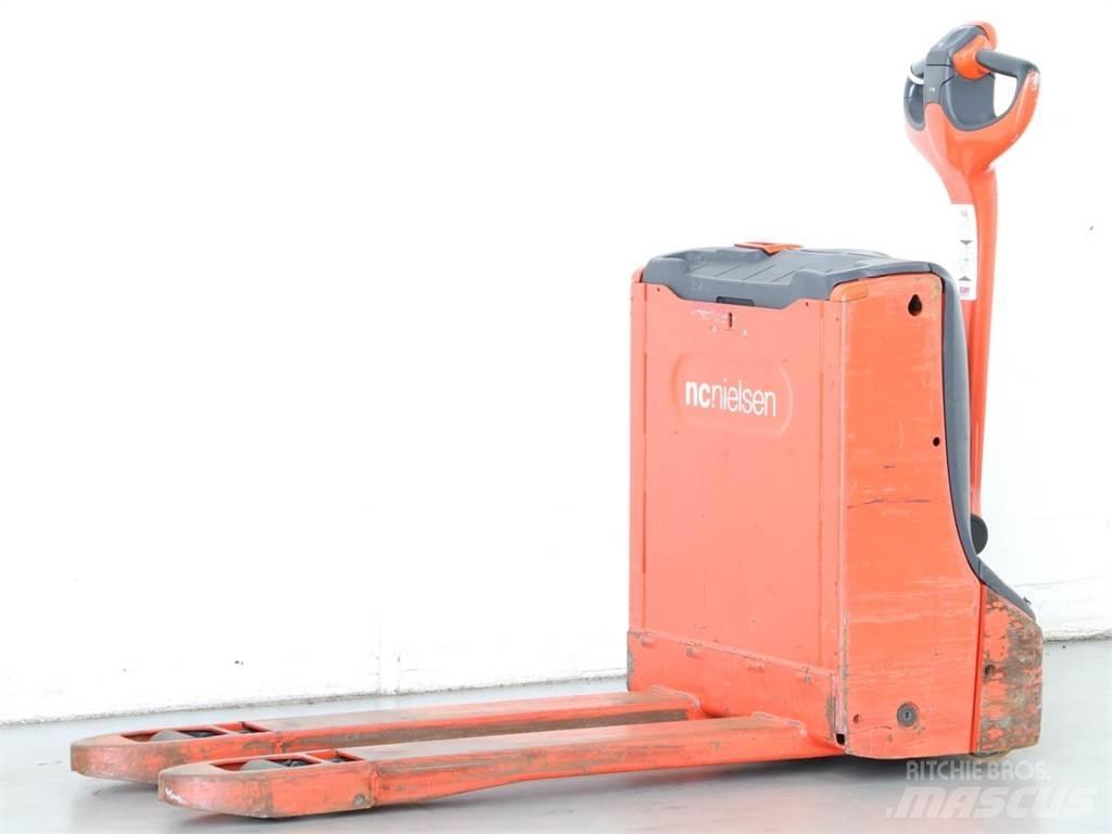 Linde T16/1152 Stapelaar meeloop