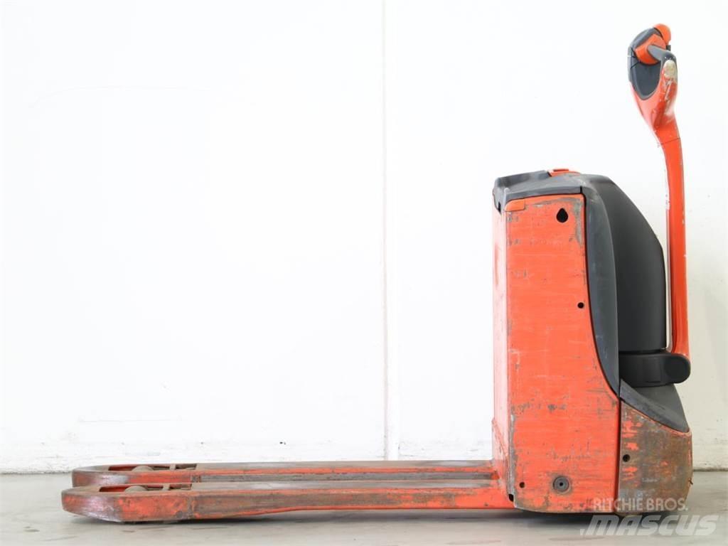 Linde T16/1152 Stapelaar meeloop