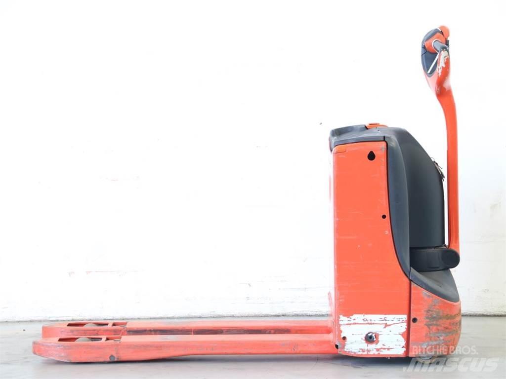 Linde T16/1152 Stapelaar meeloop